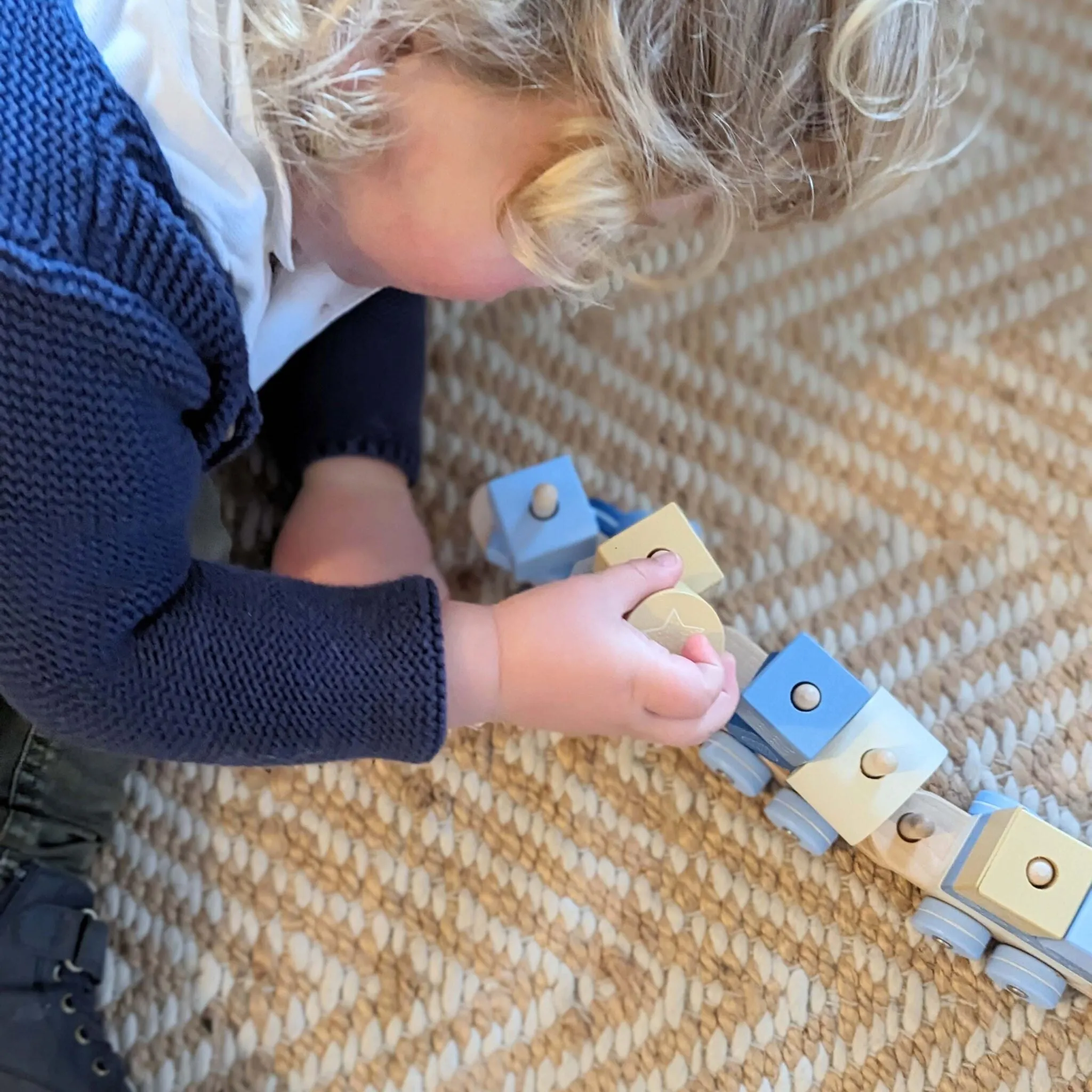 Moover Toys Essentials Block Train – Blue
